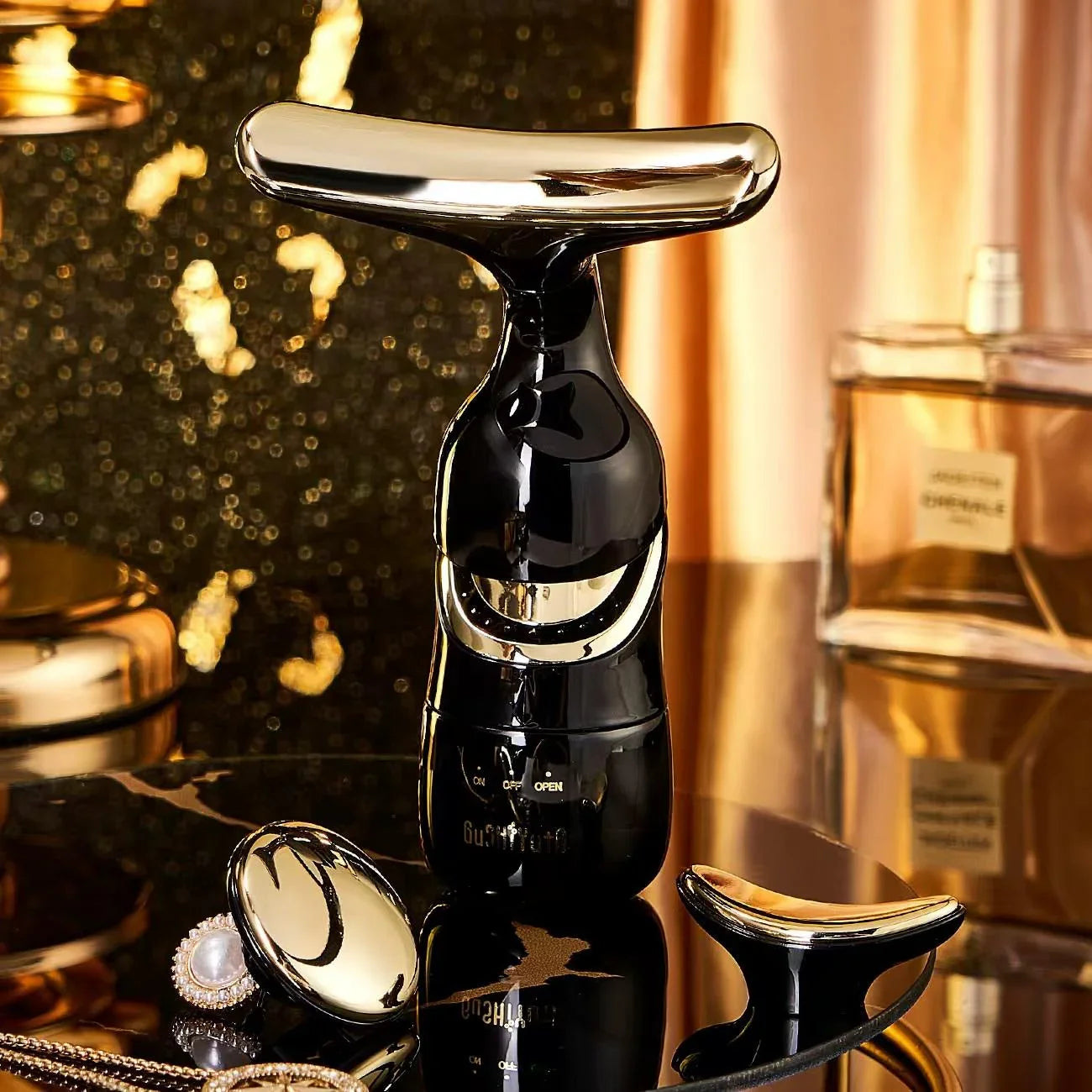 KDK 4D Portable 3 in 1 Neck Facial Massager 84455-1 KDK 4D Portable 3 in 1 Neck Facial Massager 84455-1