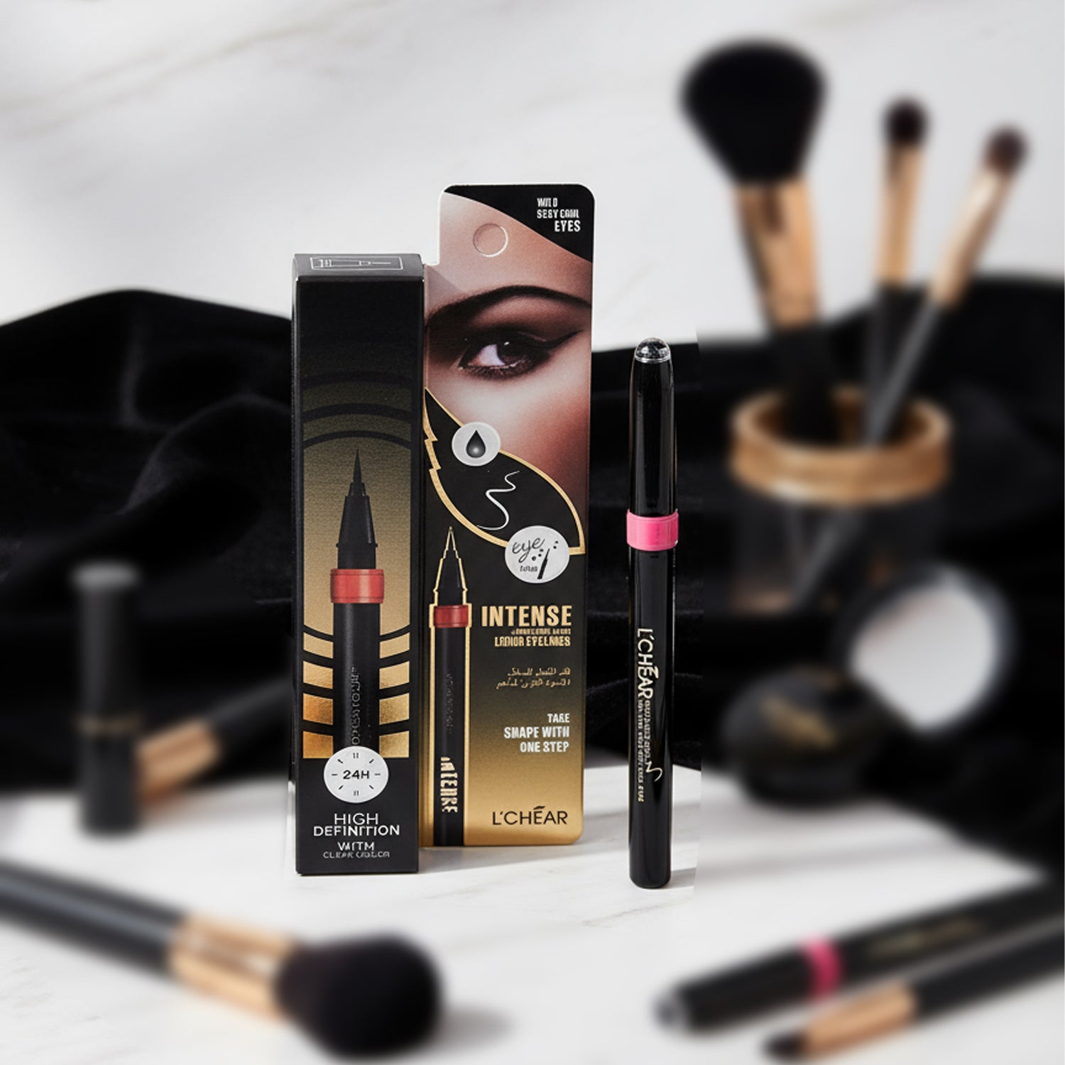 L'Chear Smooth Cool Black Liquid Eyeliner - 1g