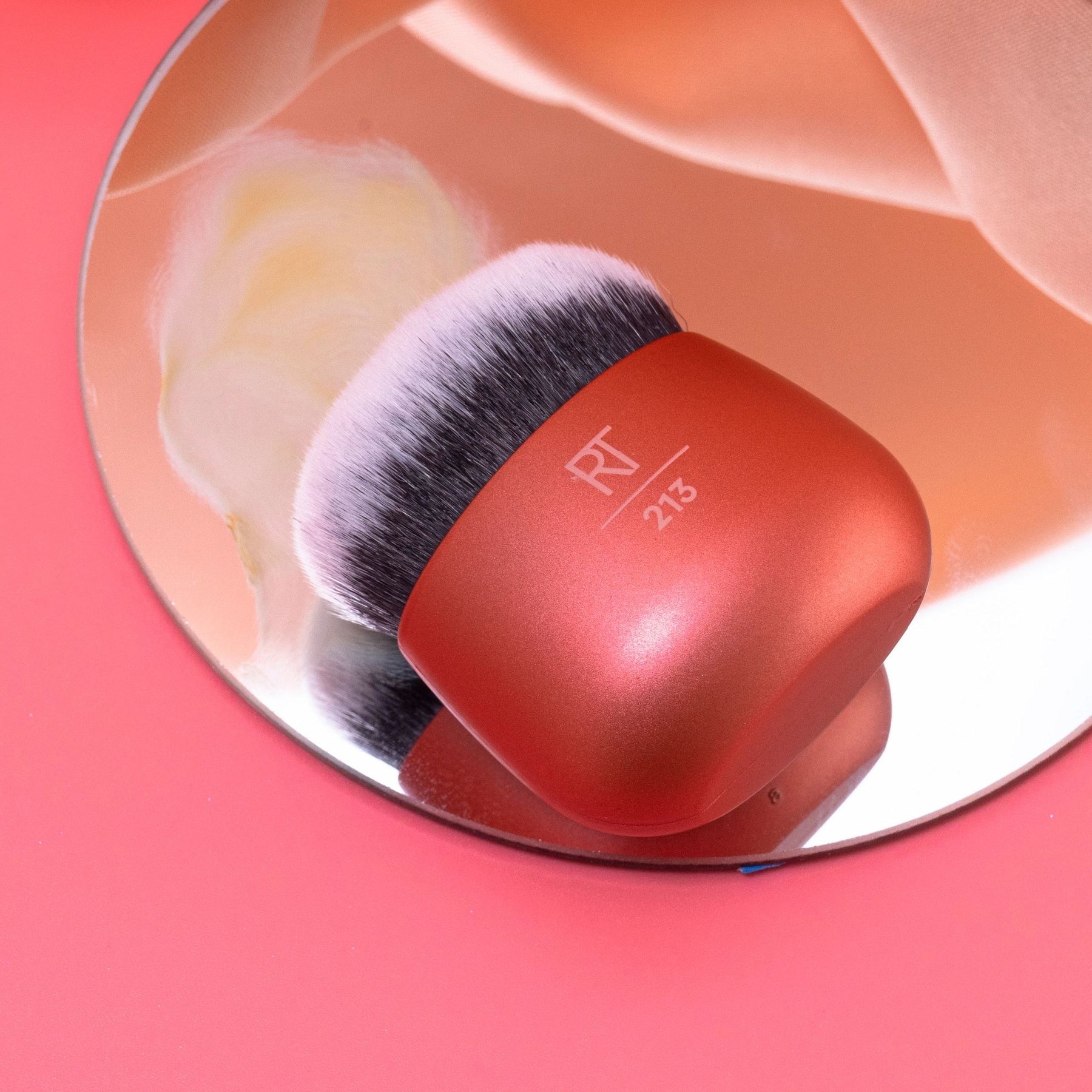 Real Techniques Face Foundation Makeup Blender - 213