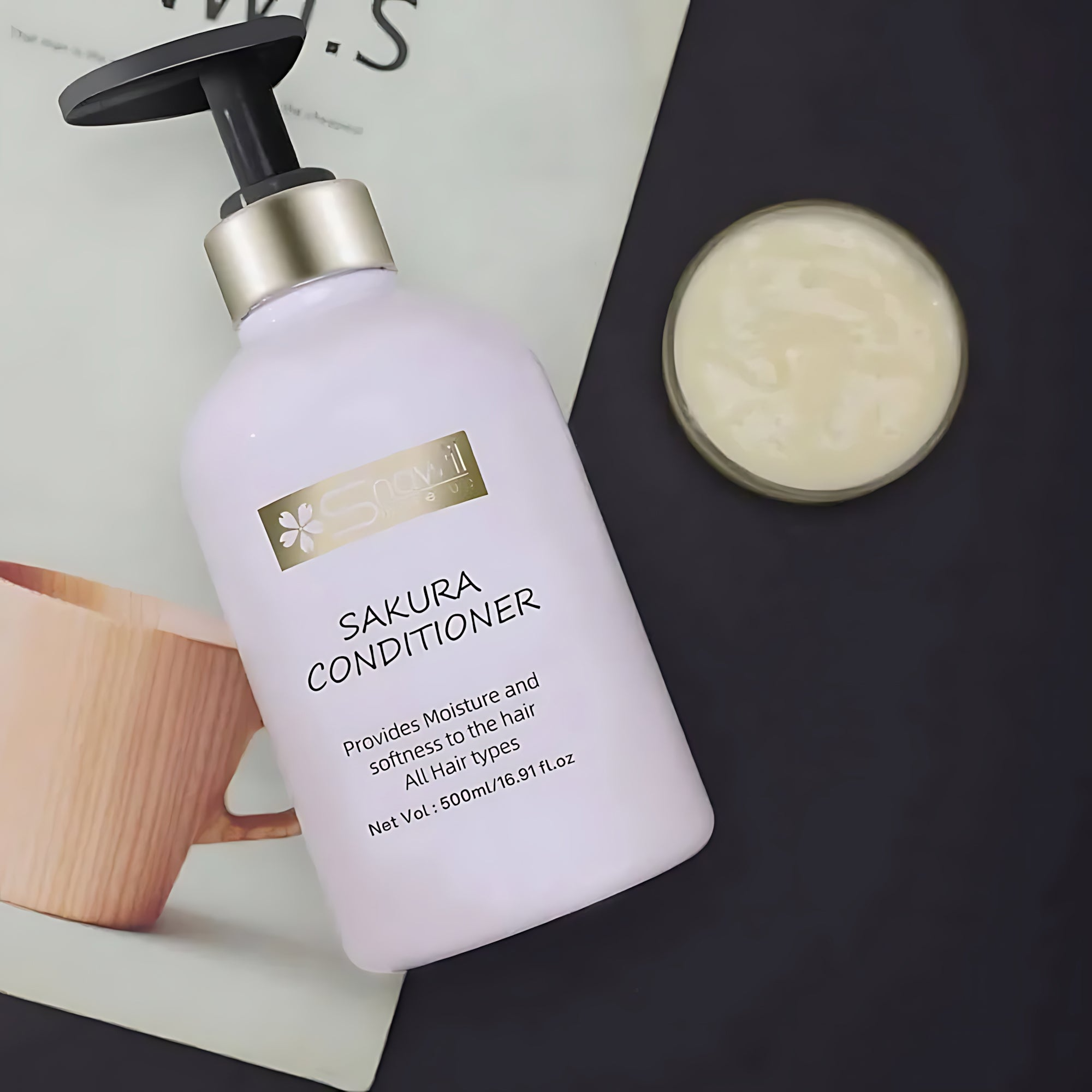 Shawill Sakura Conditioner Provides Moisture & Softness - 500ml